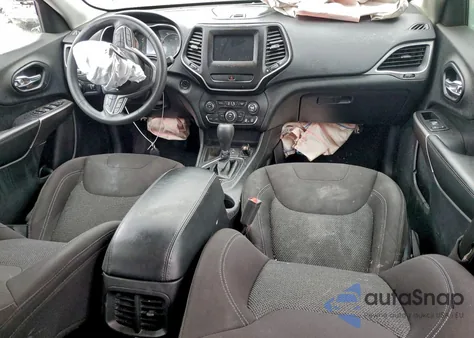 2019 Jeep Cherokee Latitude z USA, uszkodzony, nr VIN 1C4PJLCB1KD474318